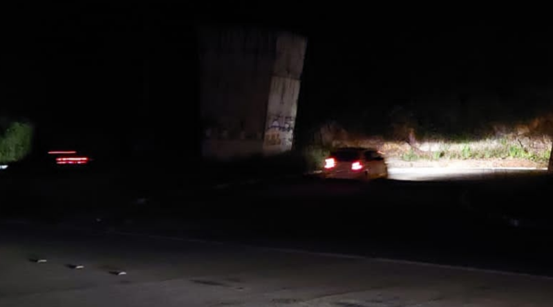 Escuridão no acesso a Moreno, deixa motoristas com medo de roubos